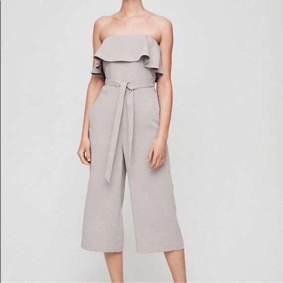 Aritzia Babaton Flutter Cropped Sleeveless Jumpsuit Size 6 - Picture 2 of 7